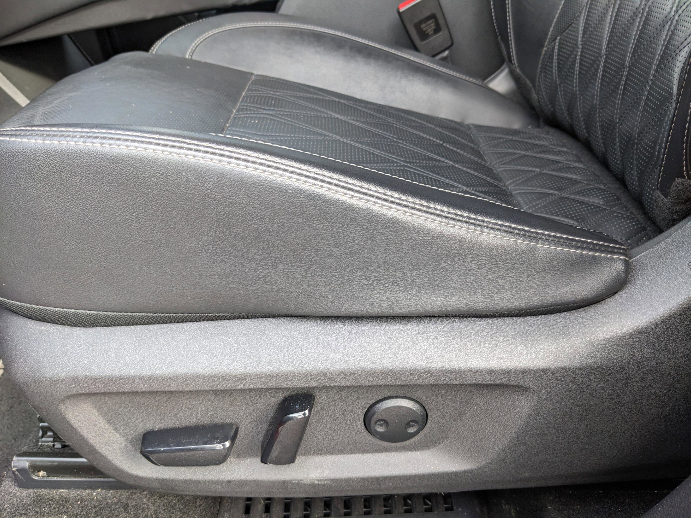 Used 2021 Nissan Rogue Platinum image 15