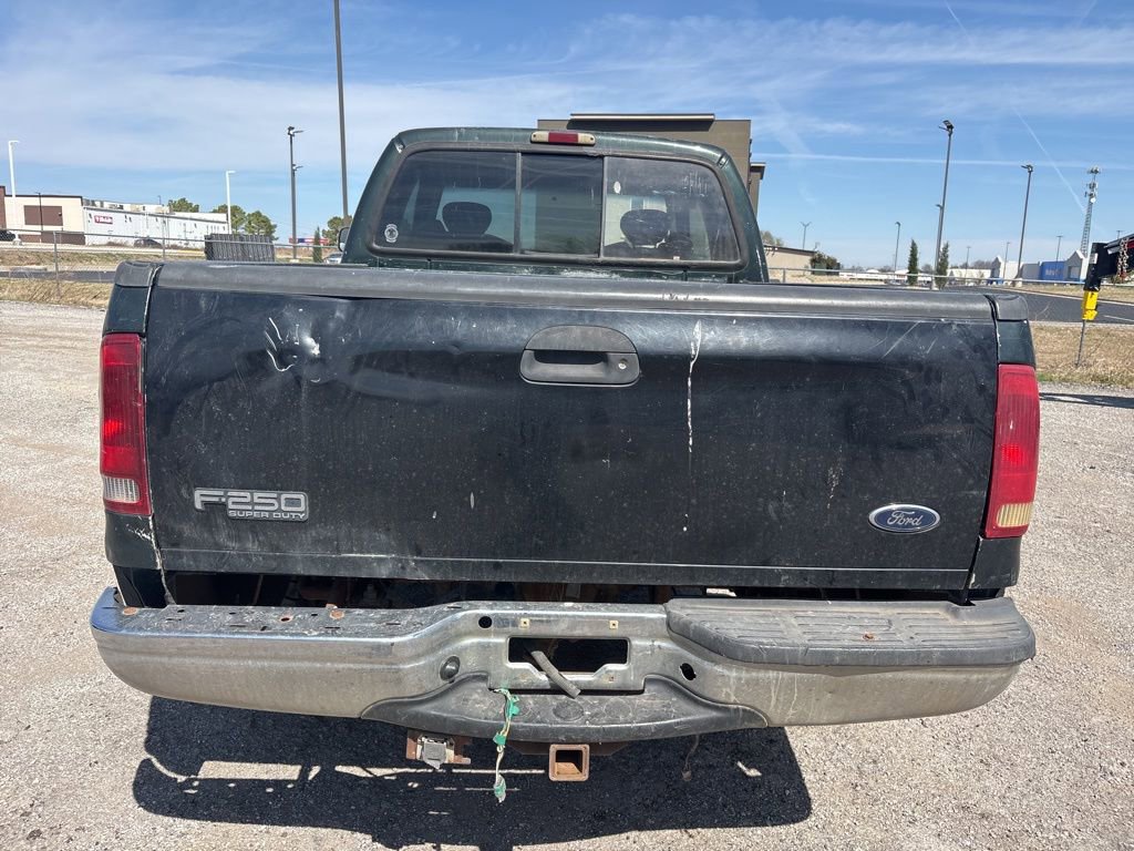 Used 2002 Ford F250 XLT image 4