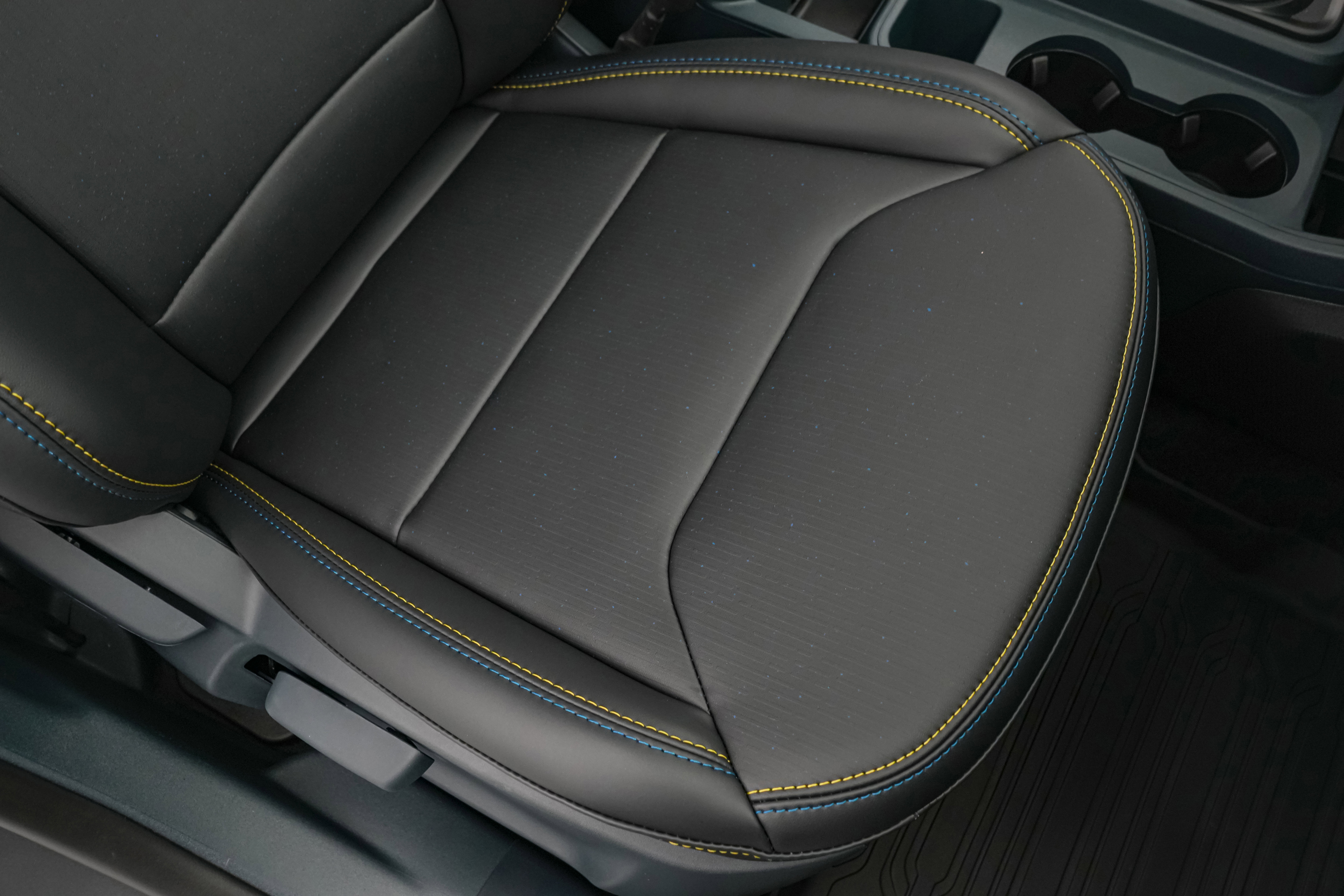 New 2026 Ford Maverick Lobo AWD/4WD image 33