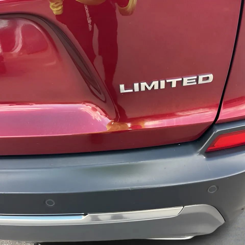 Used 2019 Jeep Cherokee Limited AWD/4WD image 41
