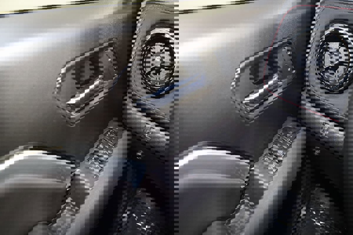 Used 2023 Chevrolet Colorado Z71 image 35