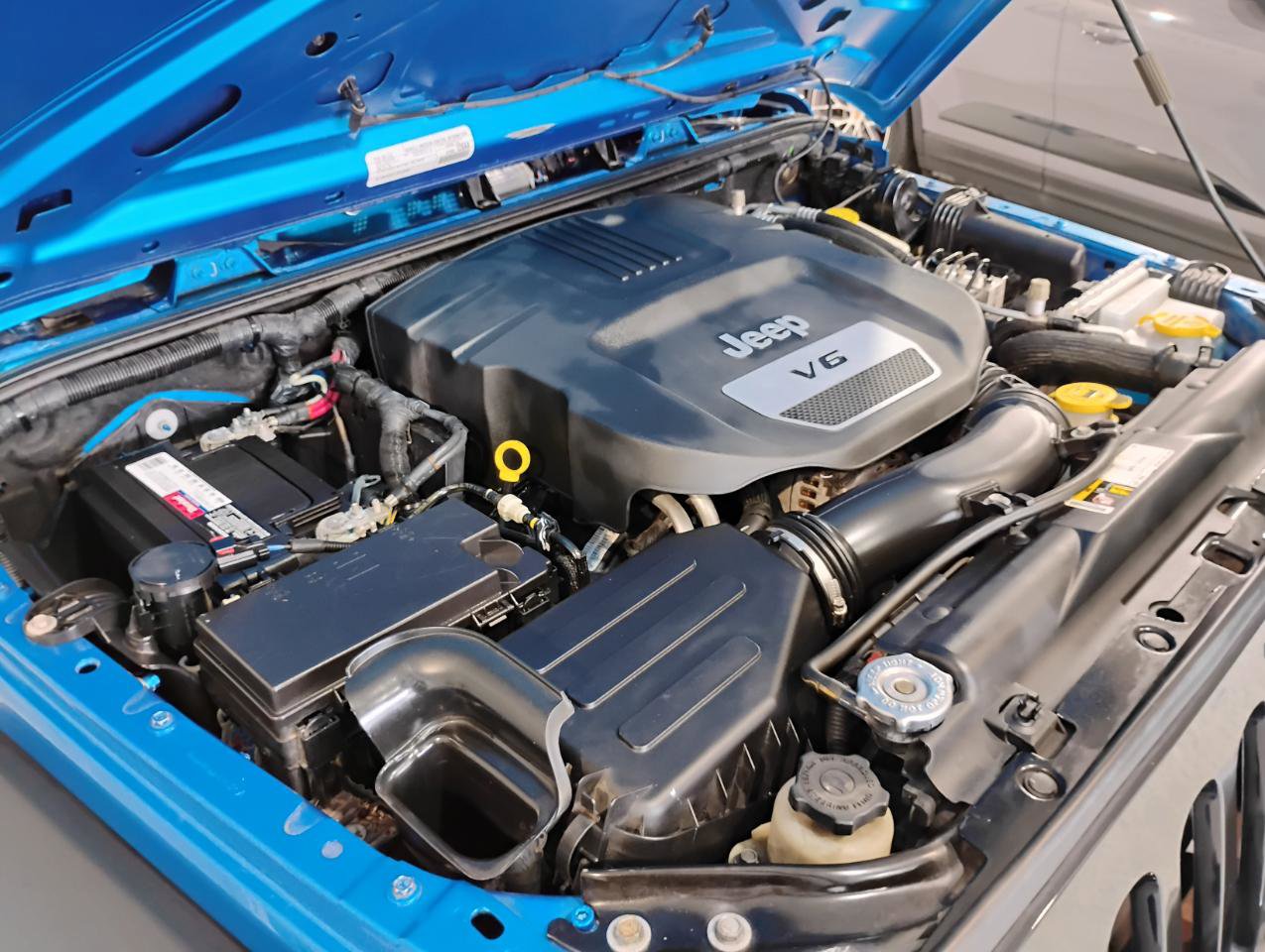 Used 2015 Jeep Wrangler Sport image 77