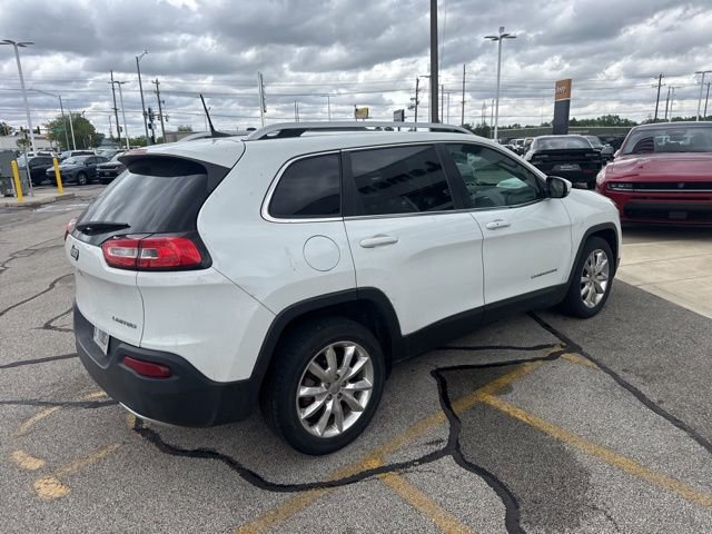 Used 2017 Jeep Cherokee Limited FWD image 5