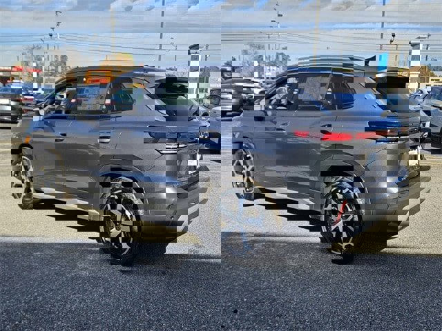 New 2026 Volkswagen Tiguan SE image 9