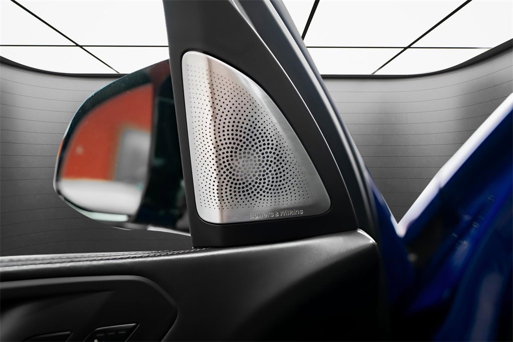 Used 2020 BMW X5 M Competition w/ Executive Package image 19