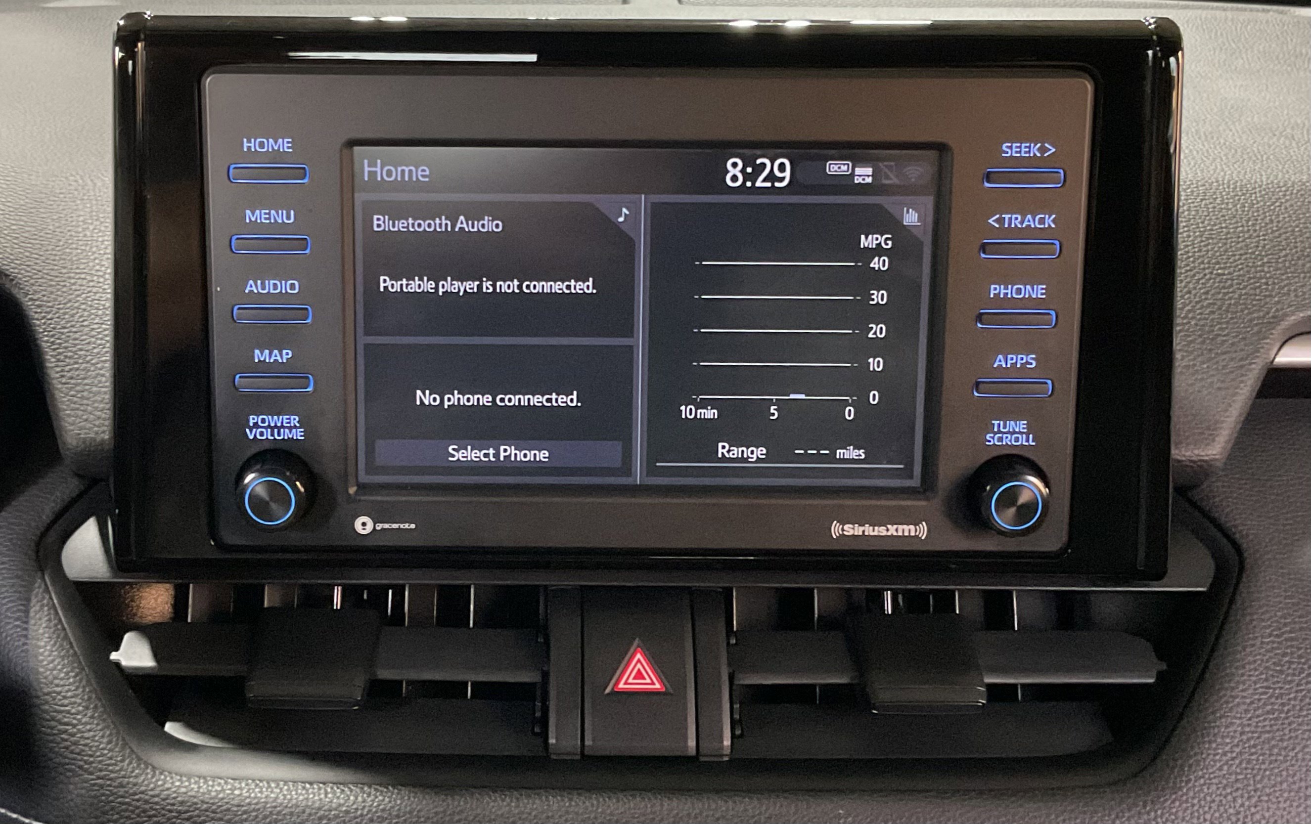 Used 2025 Toyota RAV4 XLE AWD/4WD image 12