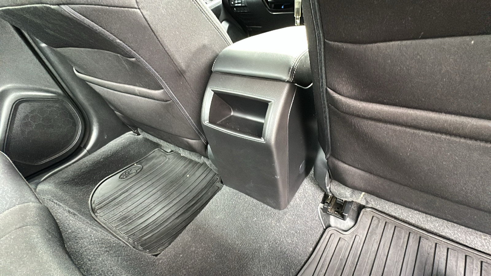 Used 2017 Subaru Legacy 2.5i Premium w/ Popular Package #1 AWD/4WD image 26