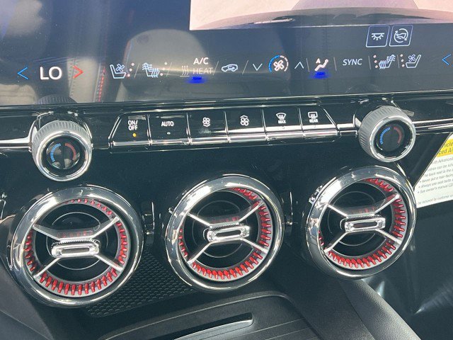 Used 2024 Chevrolet Blazer EV RS image 17