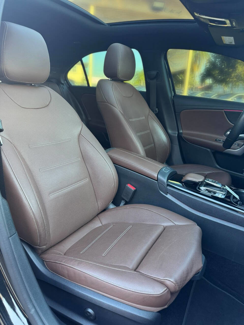 Used 2019 Mercedes-Benz A 220 w/ AMG Line image 27