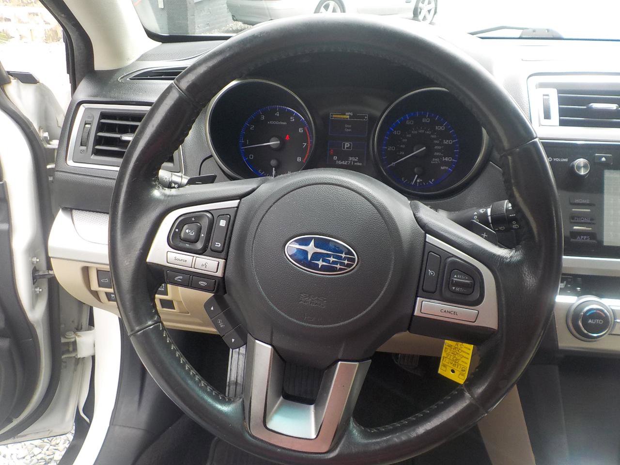 Used 2016 Subaru Outback 2.5i Premium AWD/4WD image 11