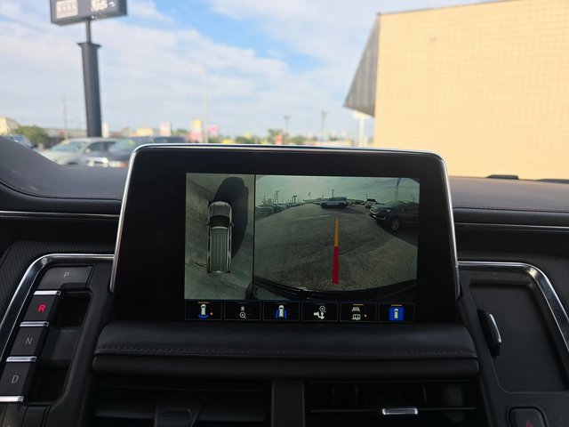 Used 2022 Chevrolet Suburban RST w/ Luxury Package image 19