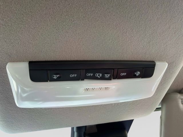 New 2025 Nissan Versa SV w/ Trunk Package image 21