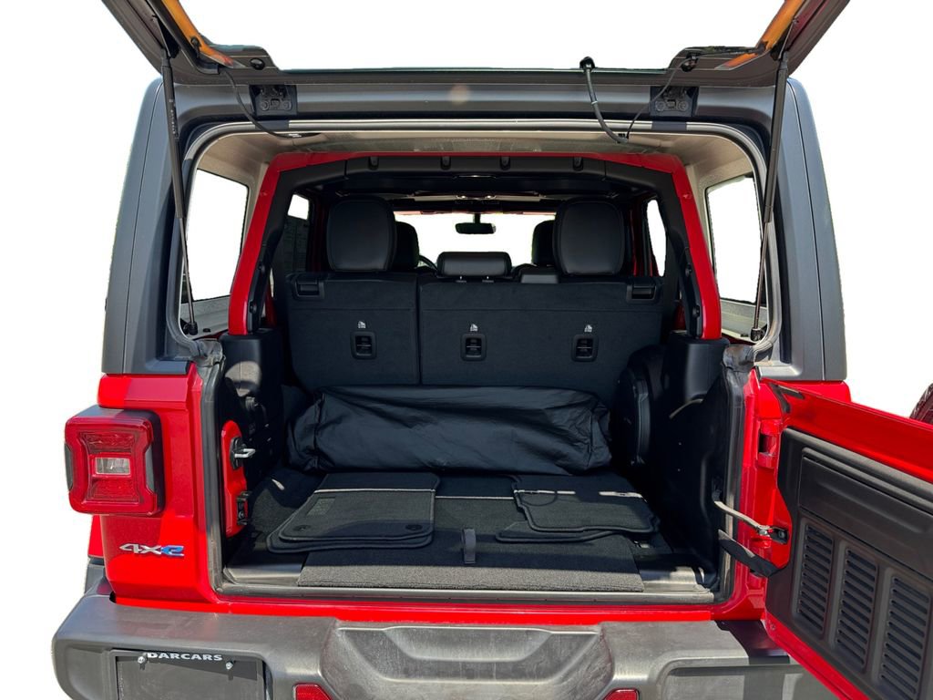 Used 2022 Jeep Wrangler Unlimited Sahara image 14