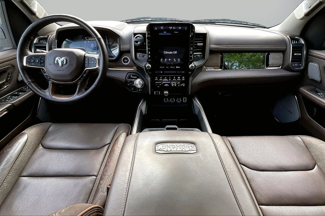 Used 2025 RAM 1500 Limited AWD/4WD image 15