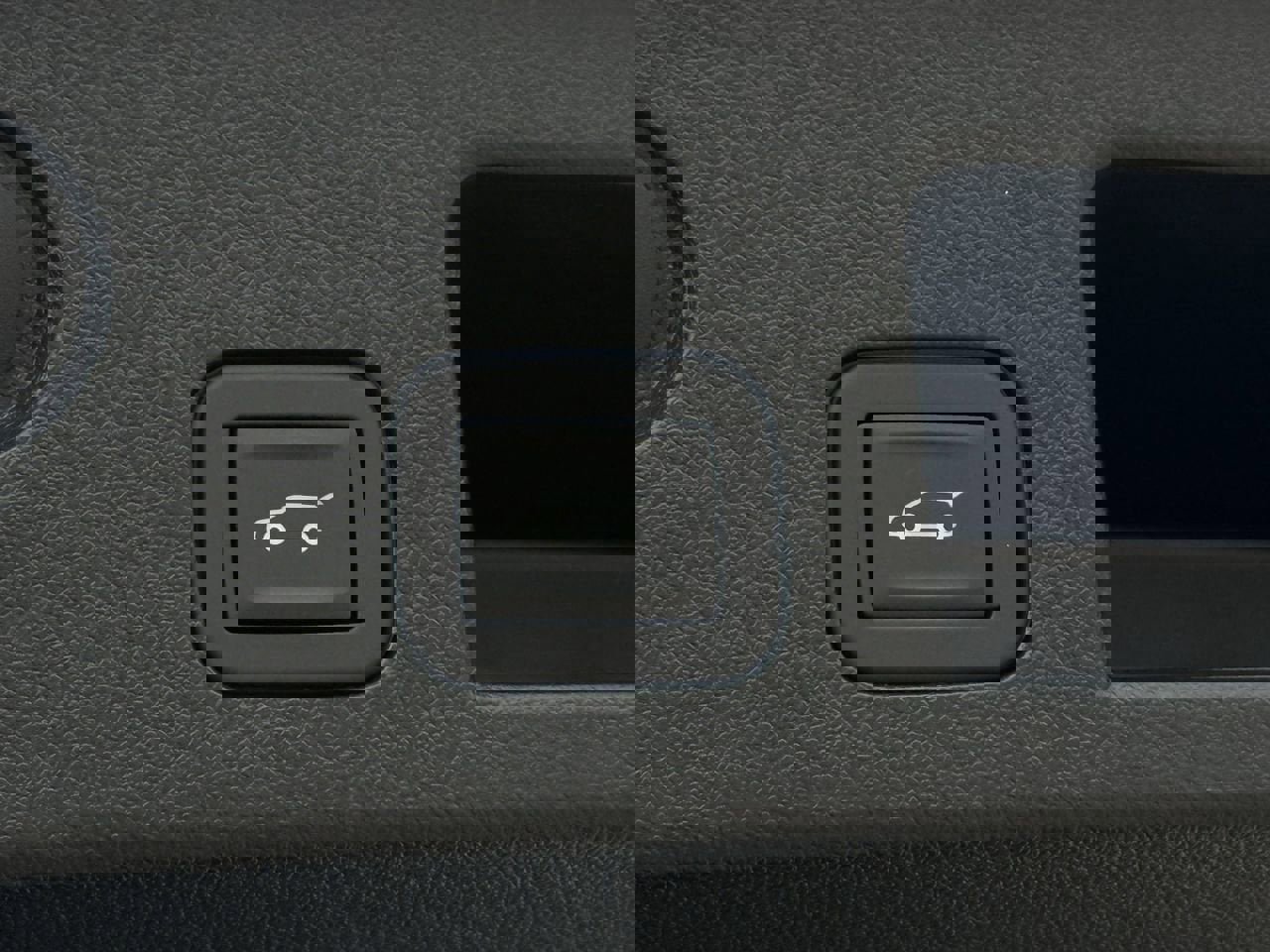 Certified 2025 Chevrolet Equinox RS w/ Safety and Technology Package FWD image 27