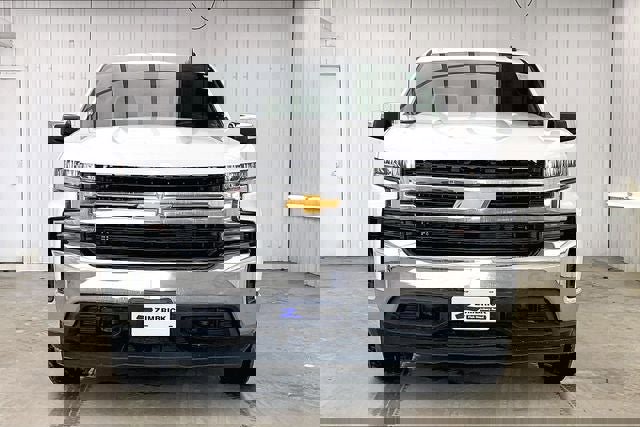 Used 2021 Chevrolet Silverado 1500 LT w/ Max Trailering Package image 3