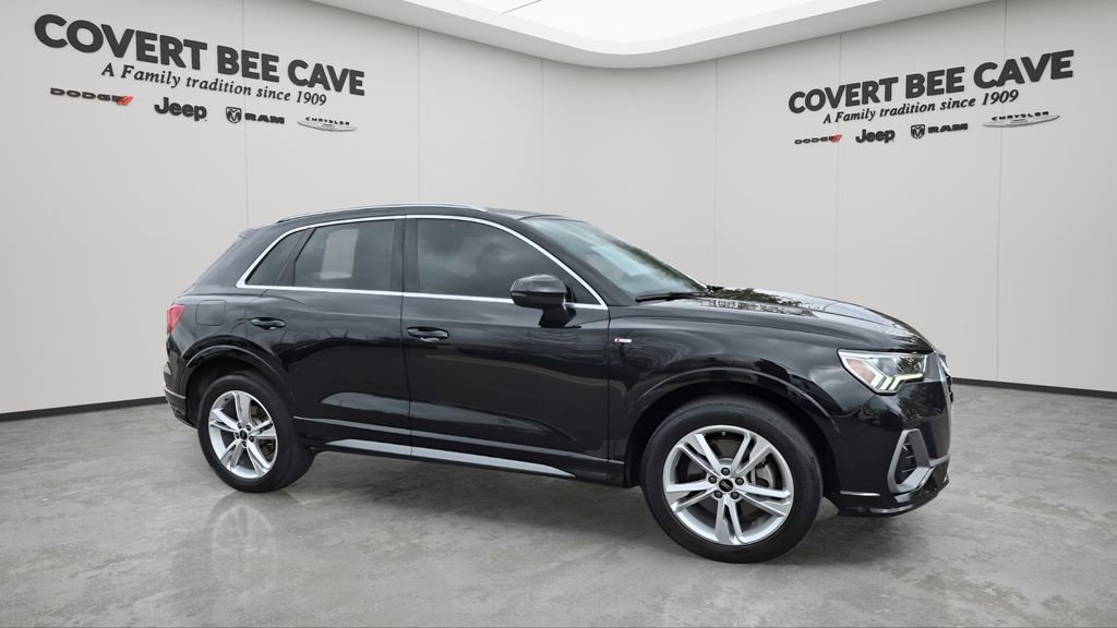 Used 2023 Audi Q3 2.0T Premium Plus w/ Premium Plus Package image 12