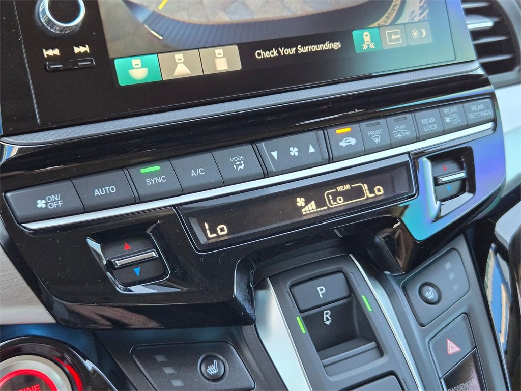 New 2026 Honda Odyssey Touring image 17