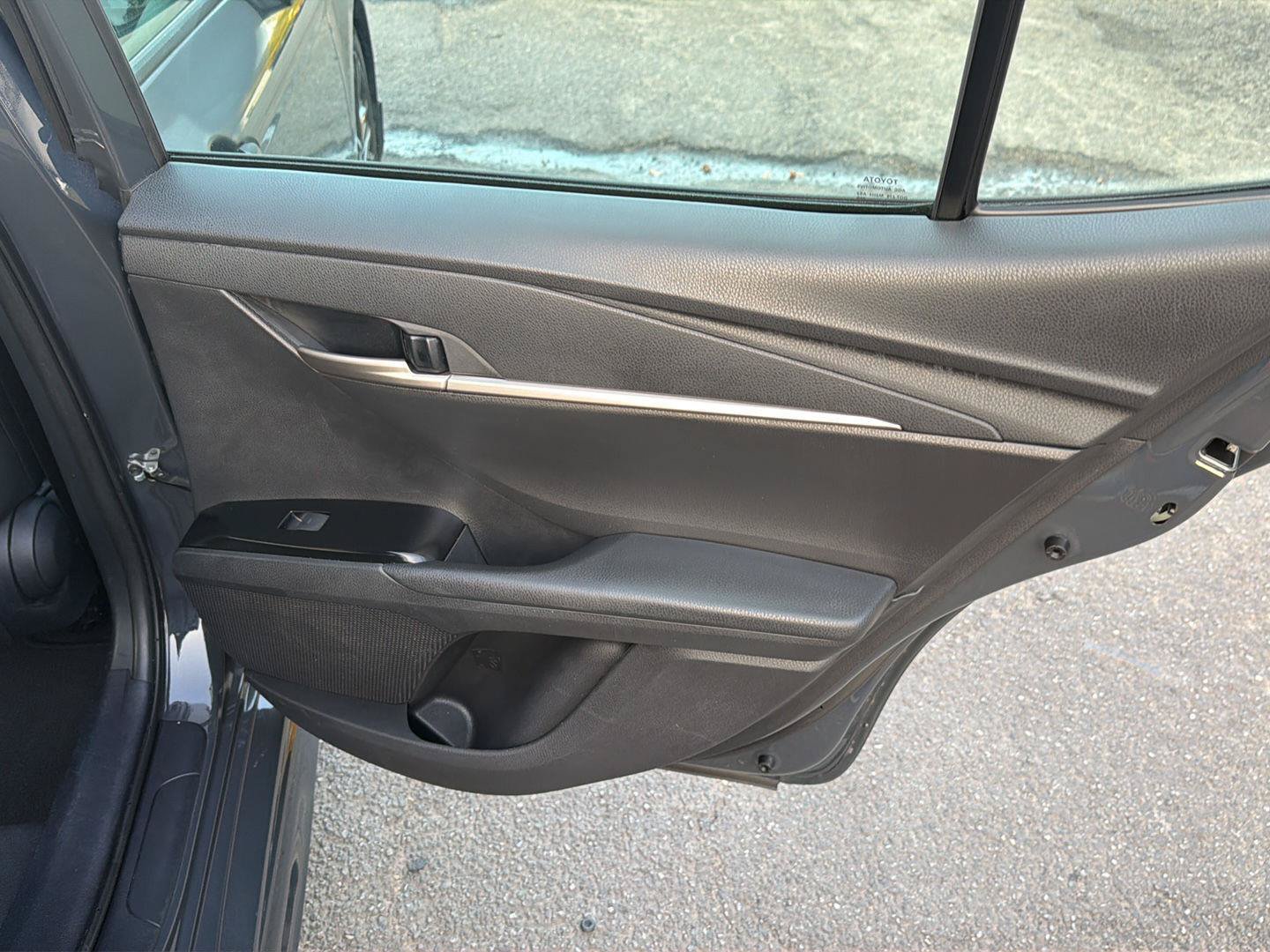 Certified 2025 Toyota Camry SE FWD image 15