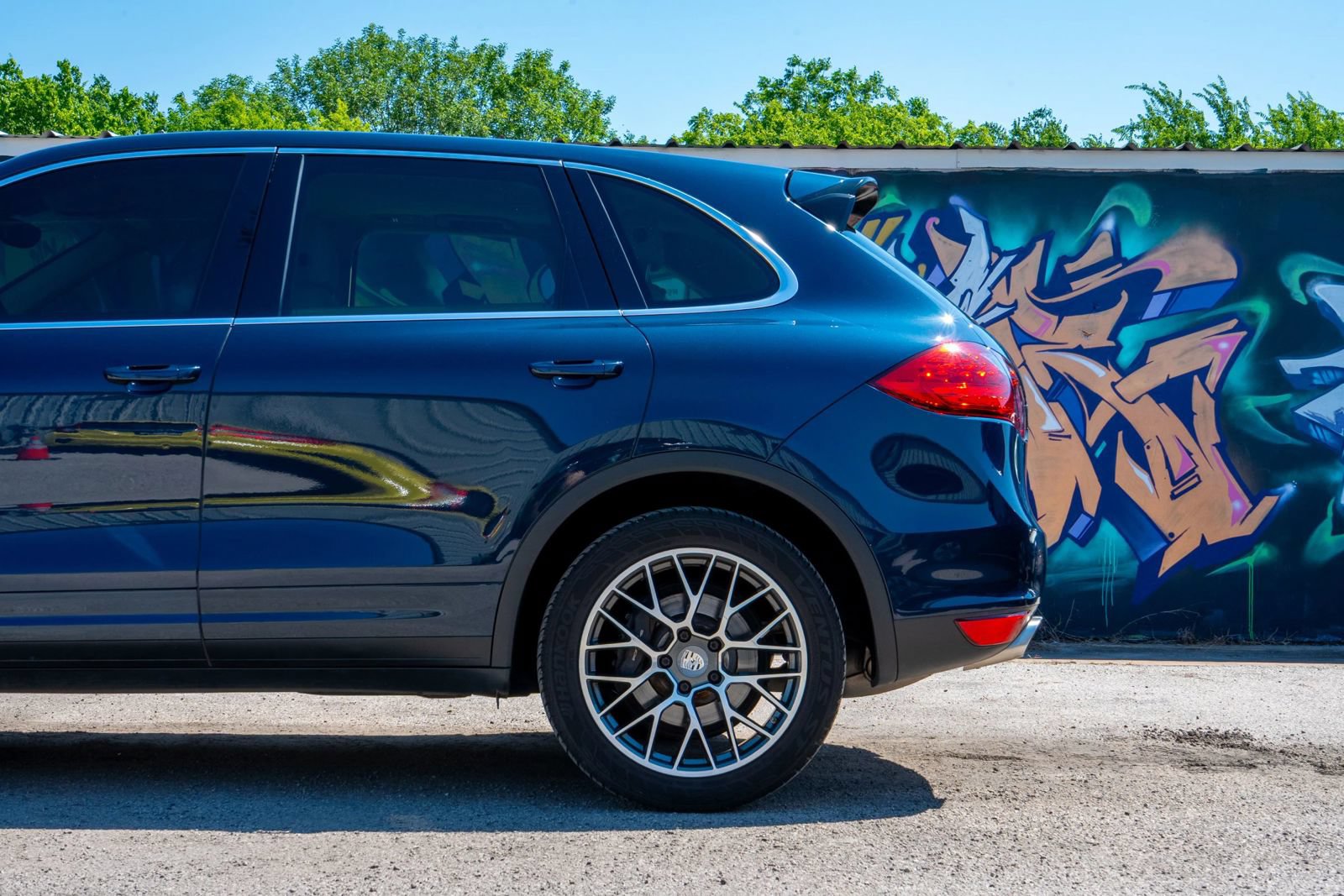Used 2014 Porsche Cayenne AWD/4WD image 11