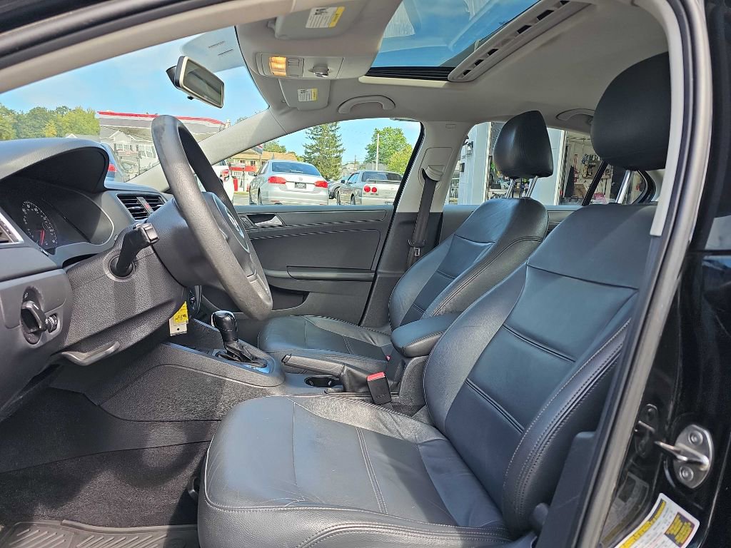 Used 2013 Volkswagen Jetta S image 10