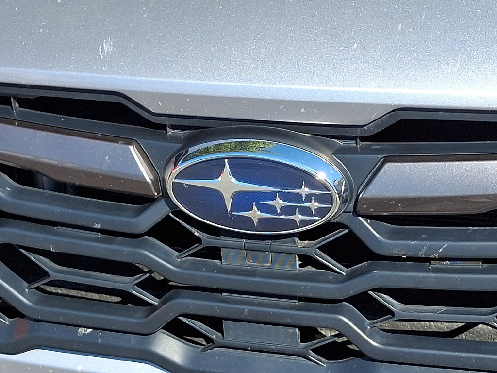 Used 2025 Subaru Crosstrek 2.5i Premium AWD/4WD image 5
