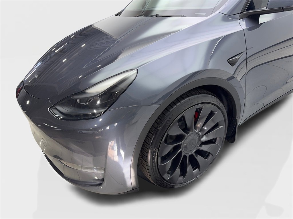 Used 2023 Tesla Model Y Performance image 18