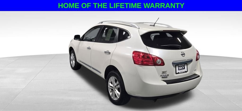 Used 2015 Nissan Rogue S w/ Convenience Package image 2