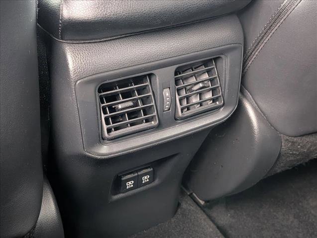 Used 2020 Toyota RAV4 XSE w/ XSE Grade Weather Package AWD/4WD image 17