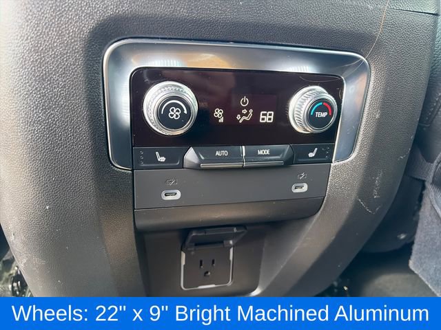 Used 2022 GMC Yukon XL Denali image 12