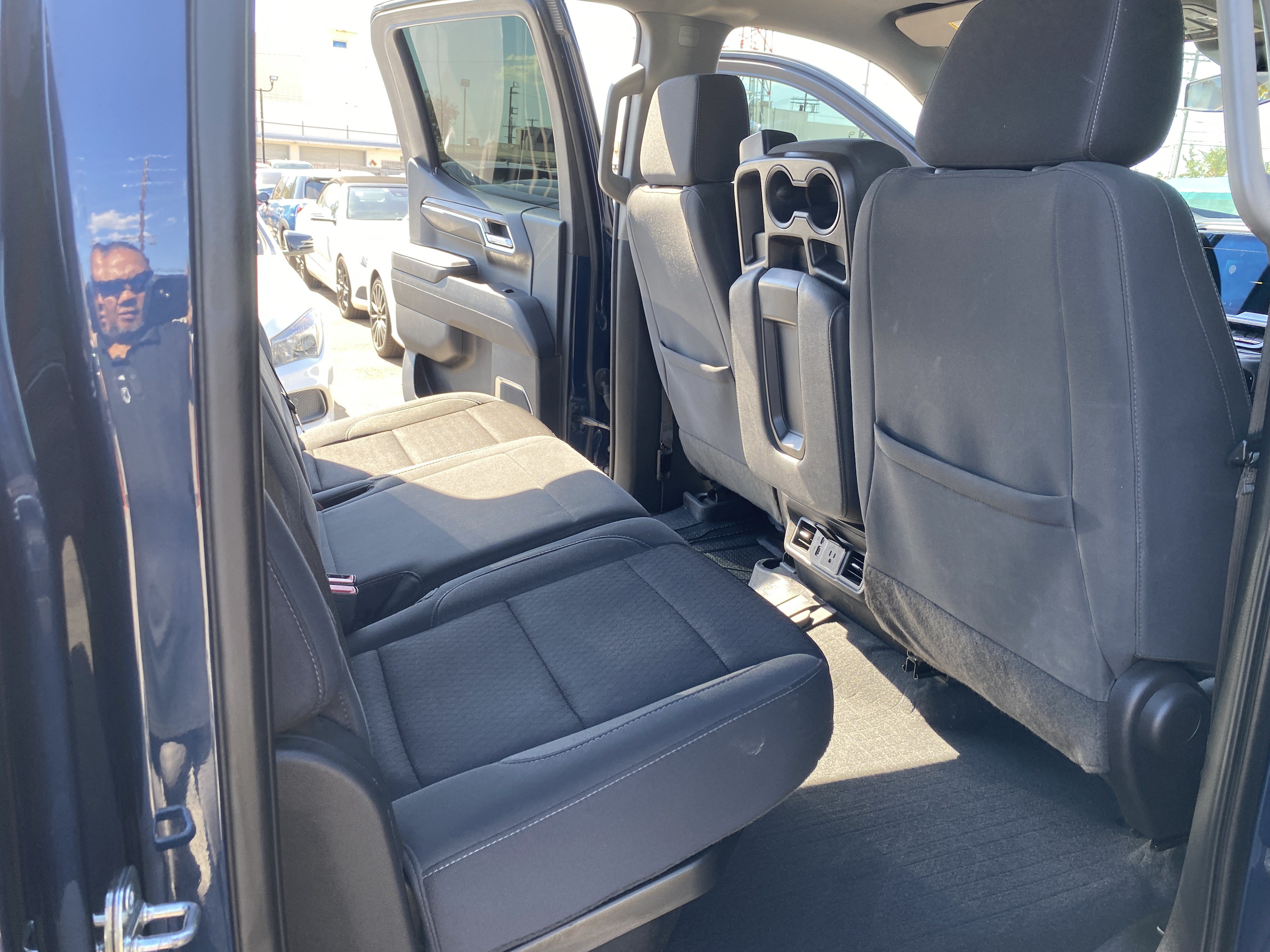 Used 2023 Chevrolet Silverado 1500 LT AWD/4WD image 19