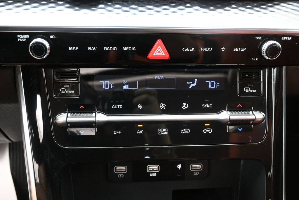Used 2024 Kia Carnival SX Prestige FWD image 17