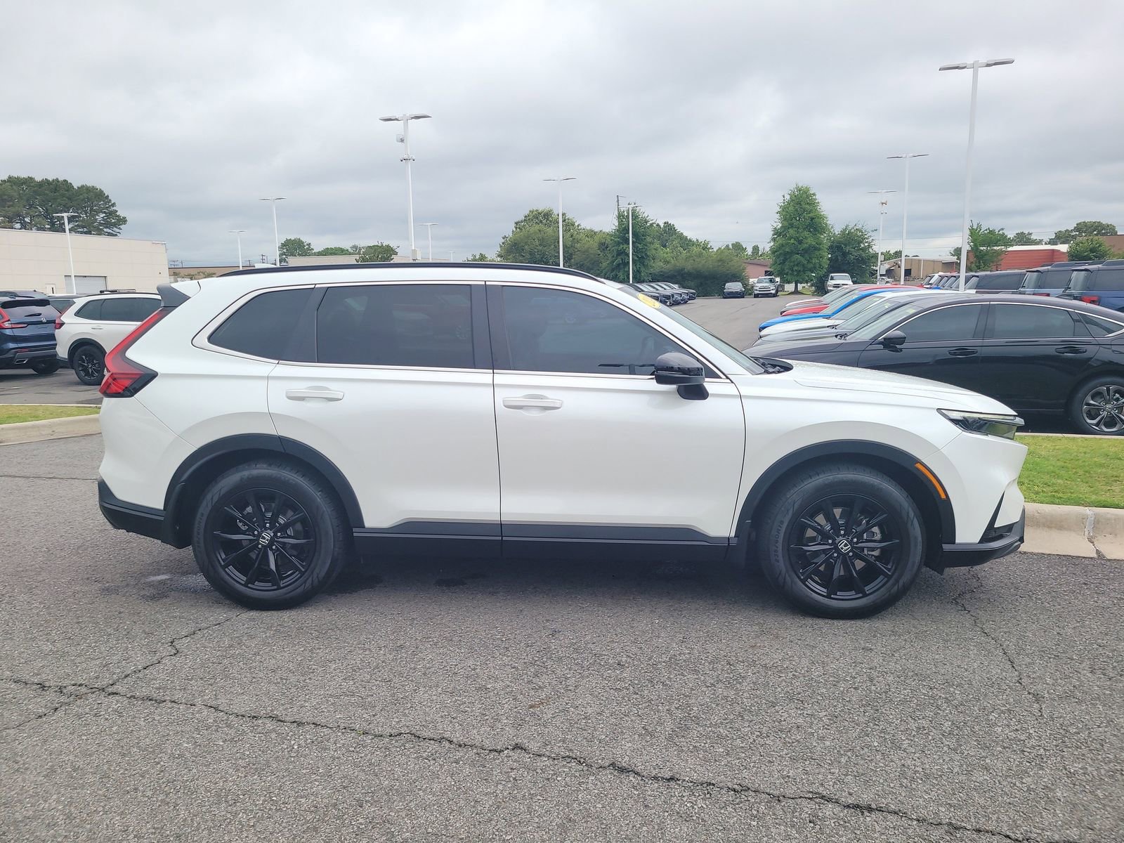 Certified 2024 Honda CR-V Sport-L image 2