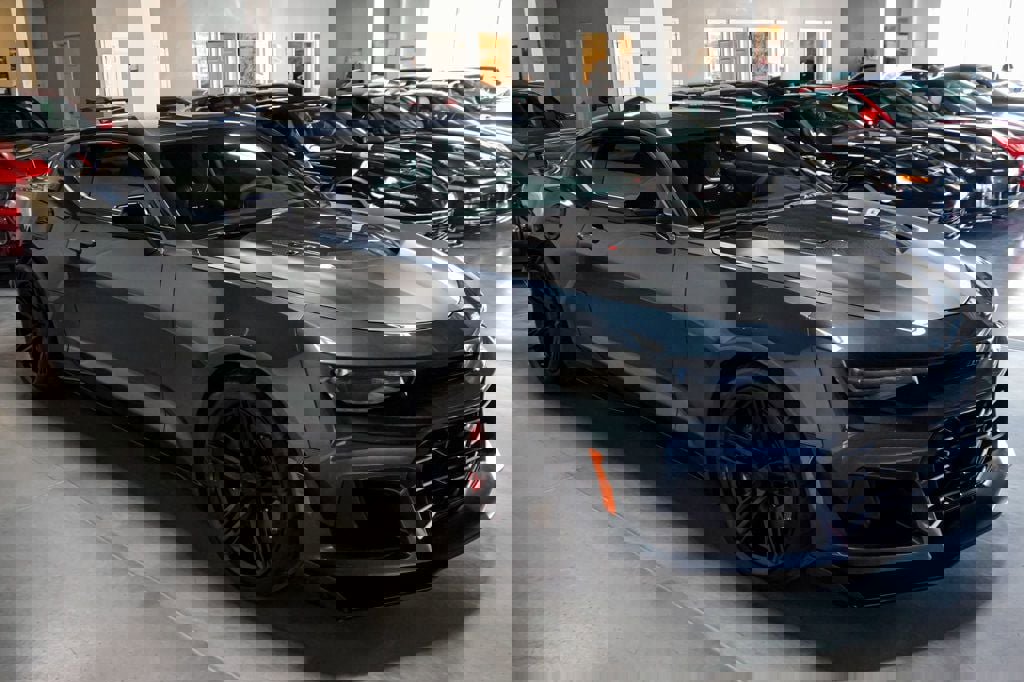 Used 2021 Chevrolet Camaro ZL1 image 4