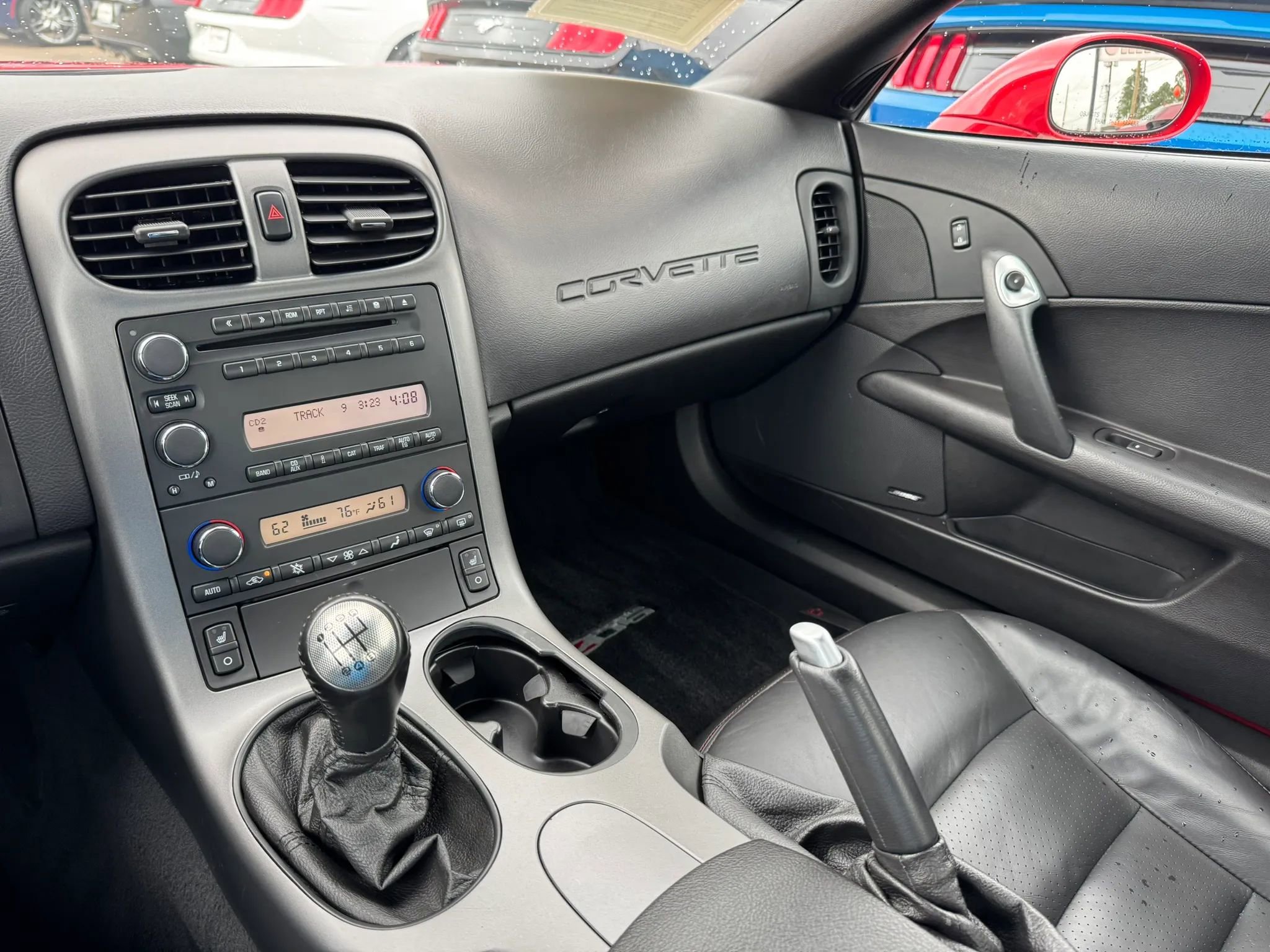 Used 2006 Chevrolet Corvette Z06 w/ Preferred Equipment Group image 32