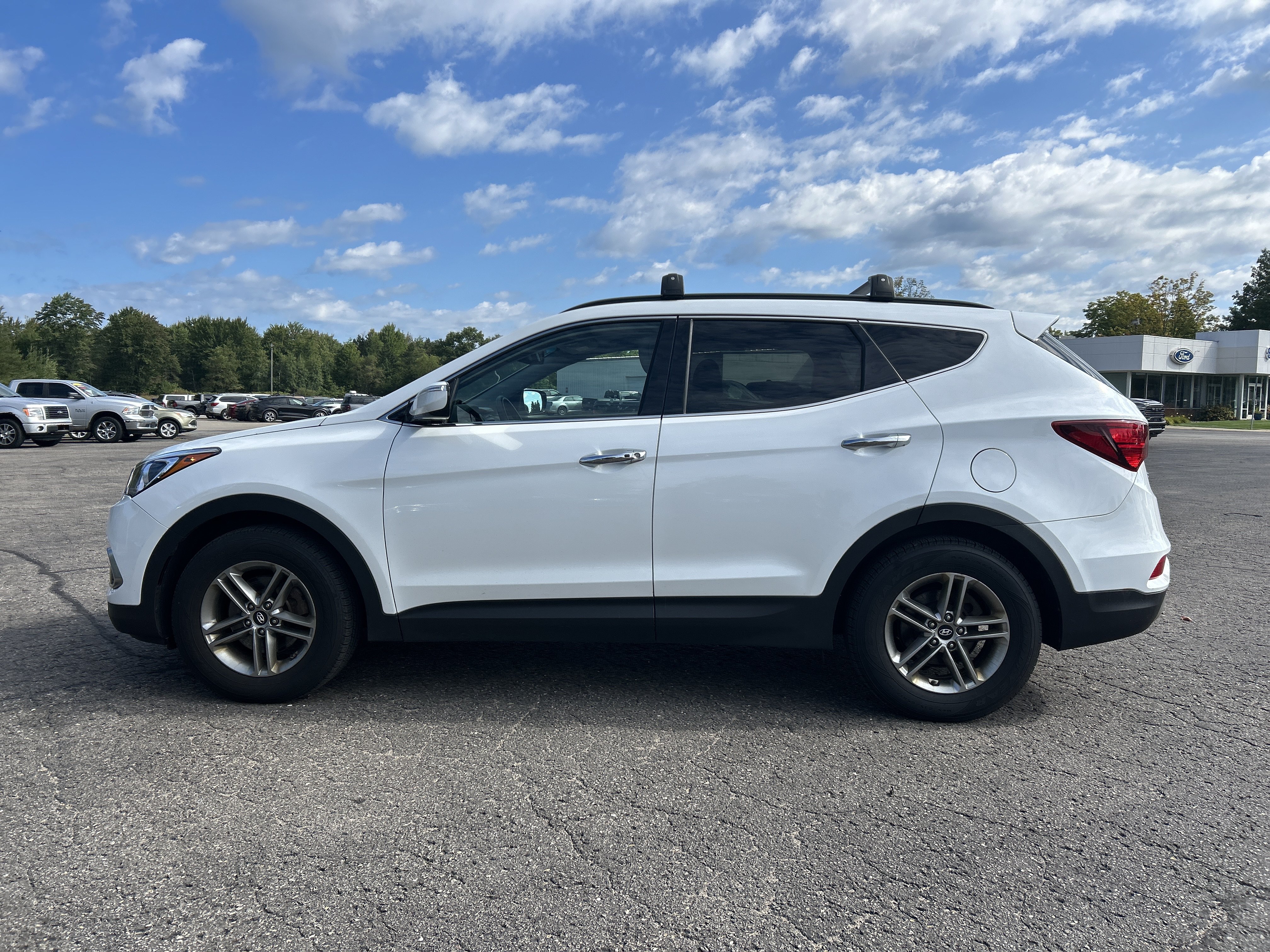Used 2018 Hyundai Santa Fe Sport w/ 2.4L Value Package 02 AWD/4WD image 7