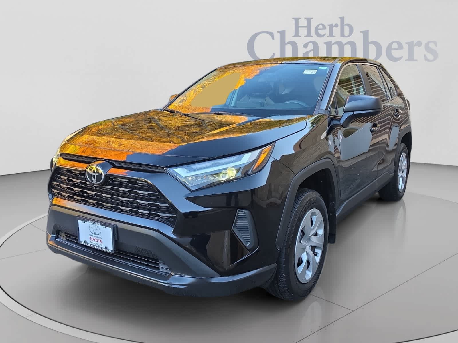 Used 2024 Toyota RAV4 LE AWD/4WD image 11