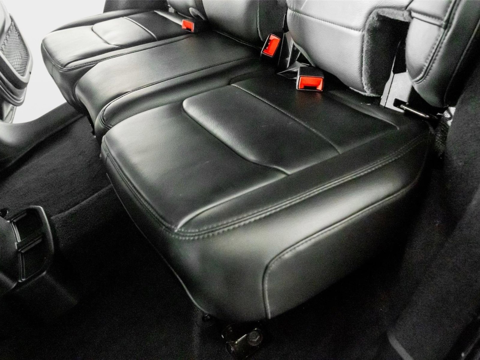 Used 2021 Jeep Wrangler Unlimited Sahara AWD/4WD image 30