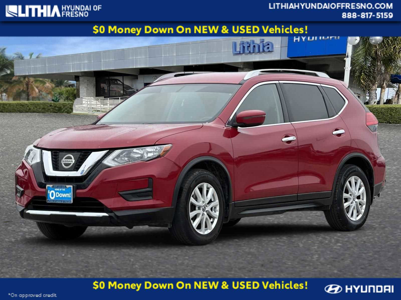 Used 2017 Nissan Rogue SV image 1