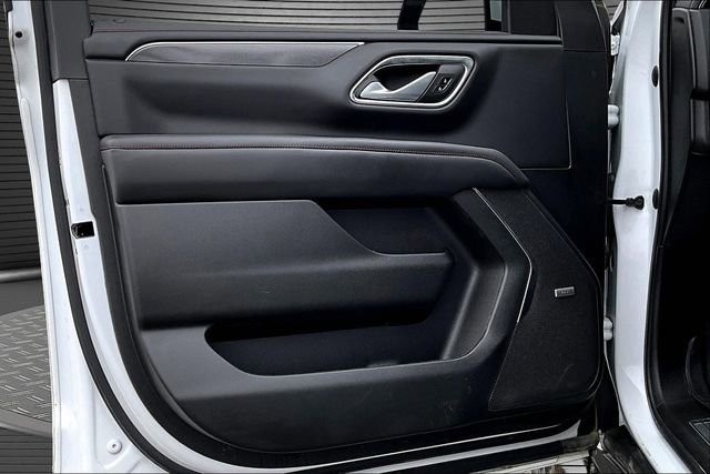 Used 2022 Chevrolet Suburban RST w/ Luxury Package image 20