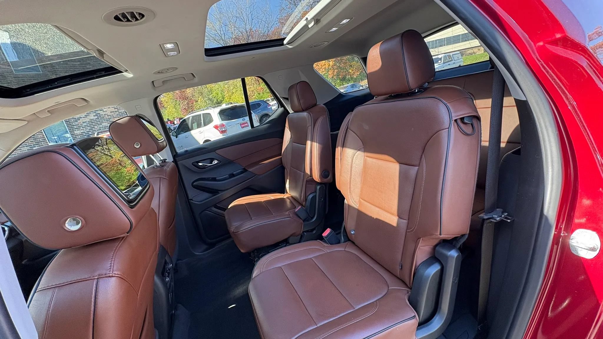 Used 2019 Chevrolet Traverse High Country AWD/4WD image 24