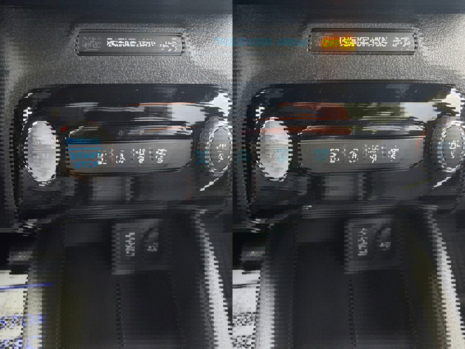 New 2026 Ford Escape ST-Line w/ Tech Pack #1 image 16