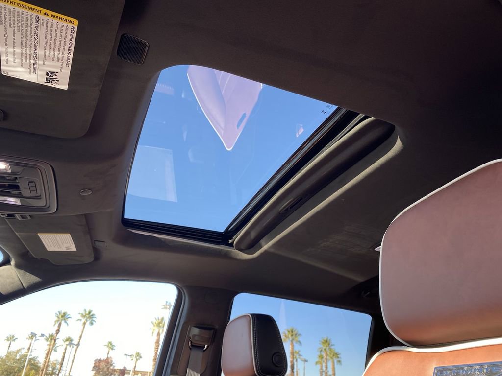 New 2026 GMC Sierra 2500 Denali Ultimate w/ LPO, Black Badging Package image 18