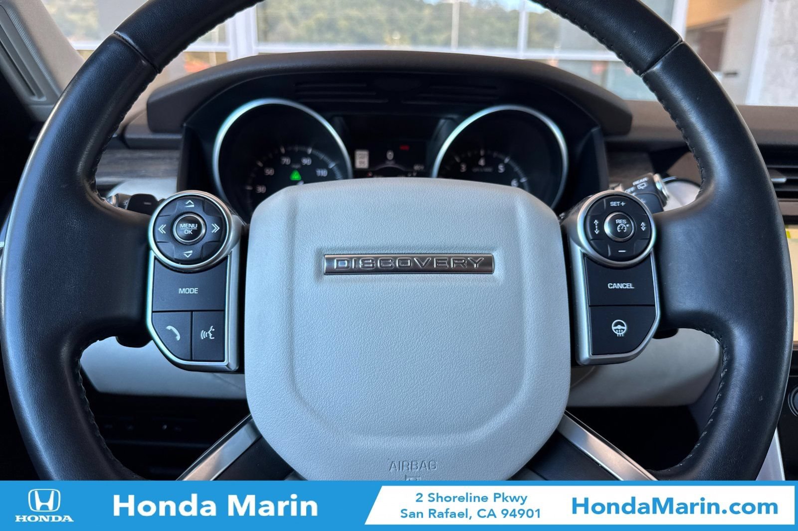 Used 2017 Land Rover Discovery HSE Luxury AWD/4WD image 31