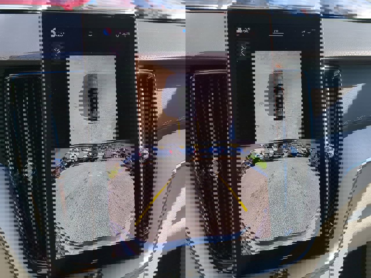 New 2026 Volvo XC60 T8 Ultra w/ Protection Package Premier image 19