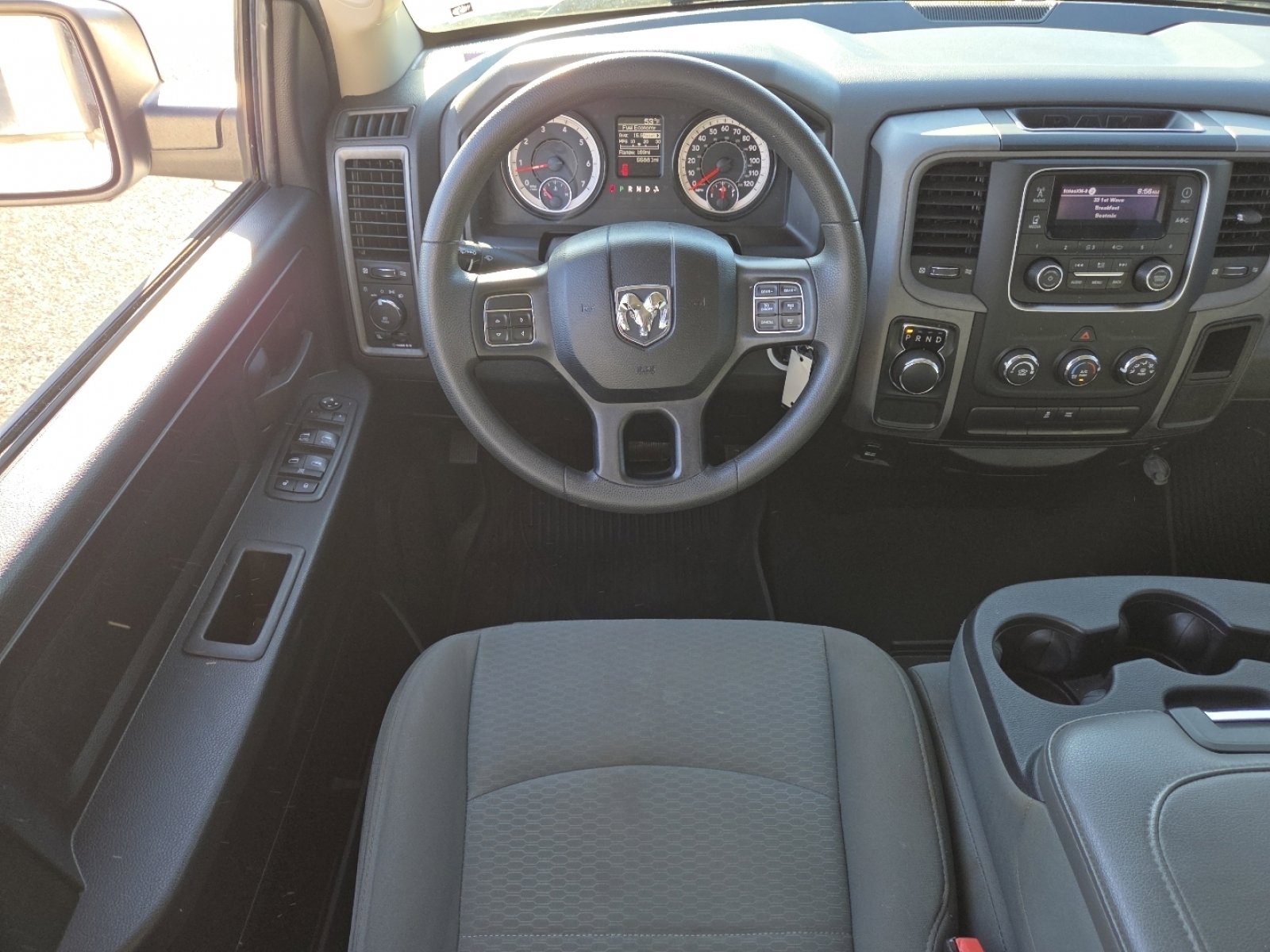 Used 2018 RAM 1500 Express image 26