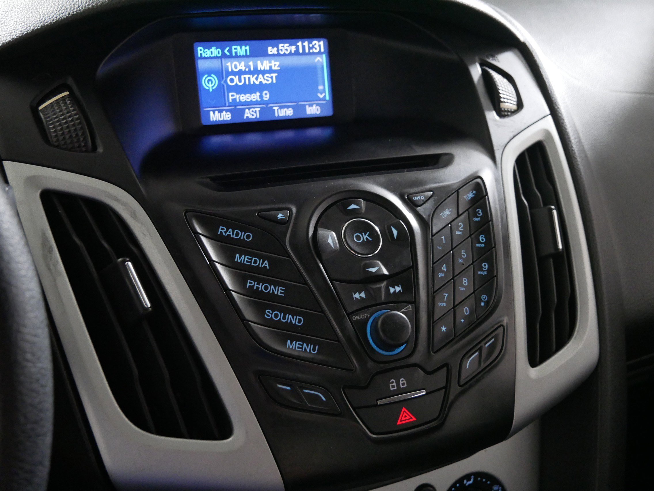 Used 2014 Ford Focus SE image 22