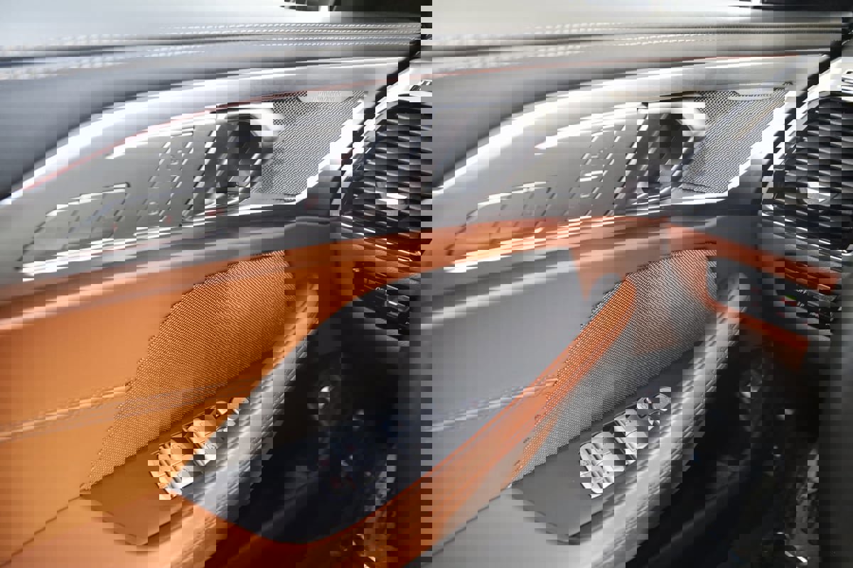 Used 2025 BMW 840i xDrive w/ M Sport Professional Package image 30