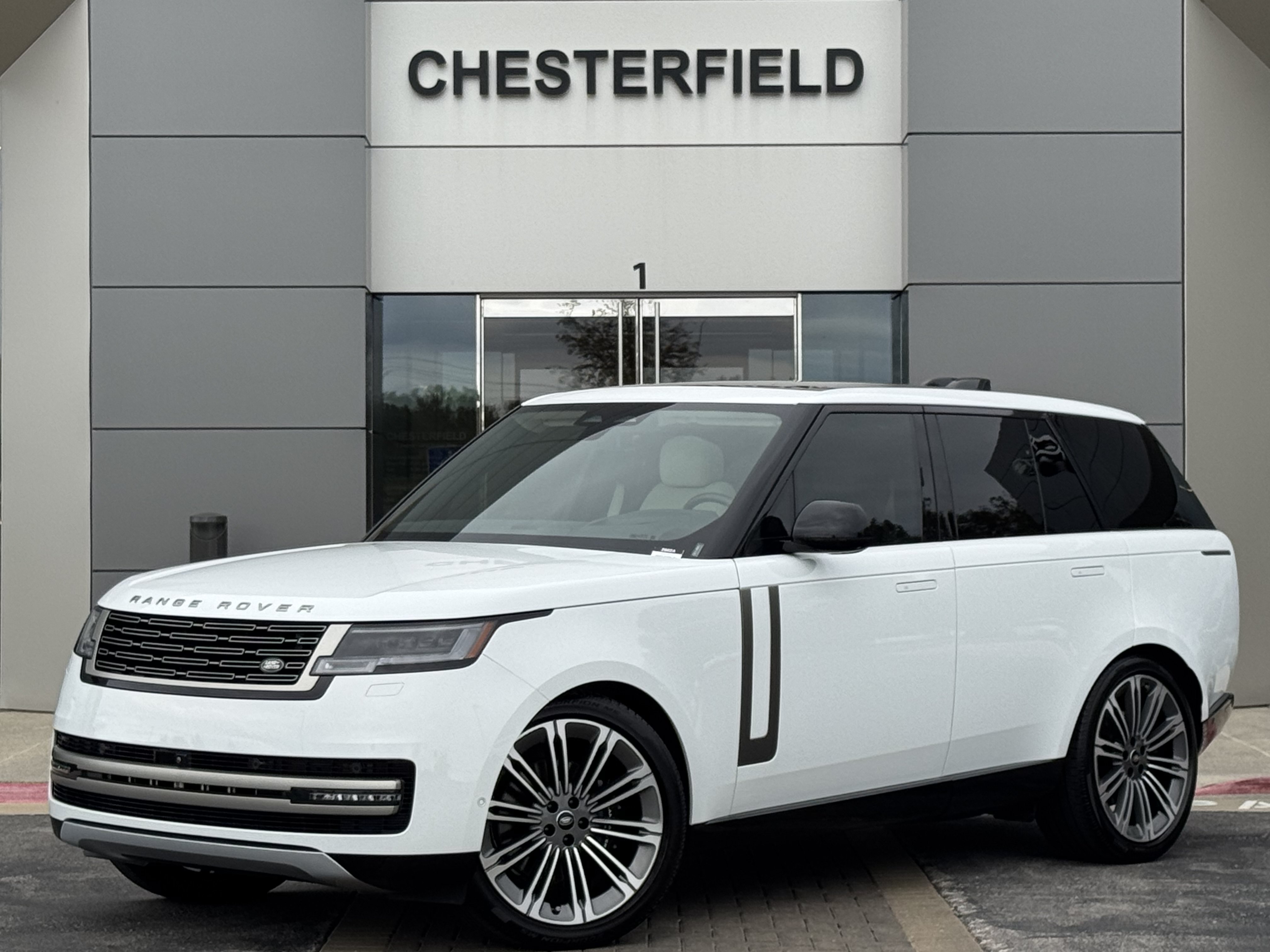 Certified 2025 Land Rover Range Rover SE