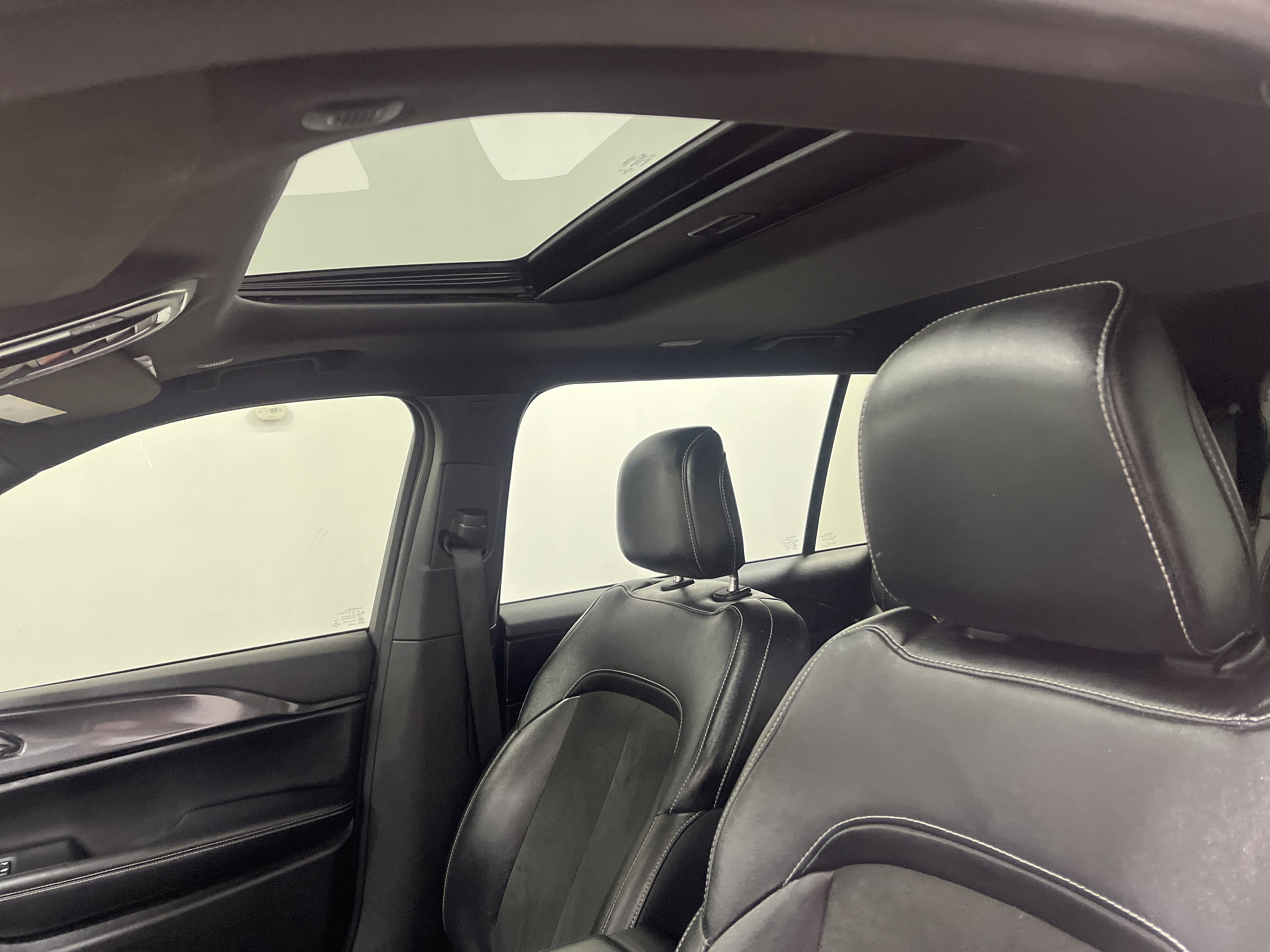 Used 2023 Jeep Grand Cherokee L Laredo AWD/4WD image 13